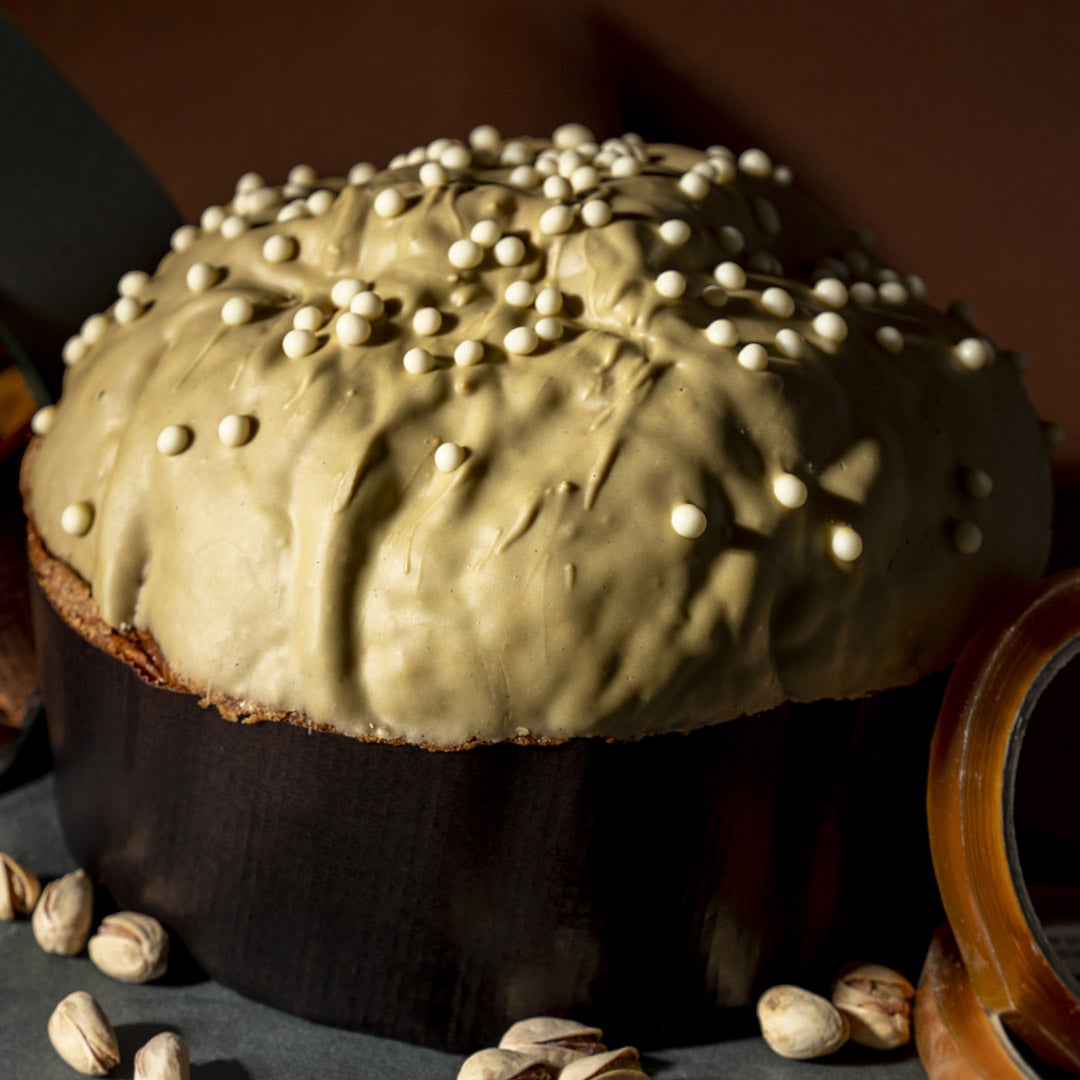 PANETTONE PISTACCHIO CON CREMA SPALMABILE IN SAC À POCHE